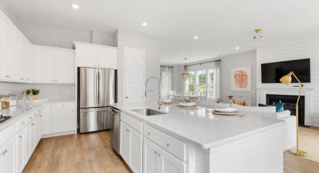 138 Cloverfield Trail Photo 4