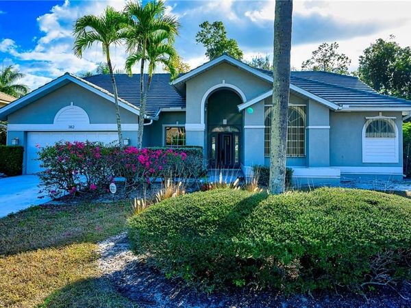 382 Henley DR, NAPLES, FL 34104