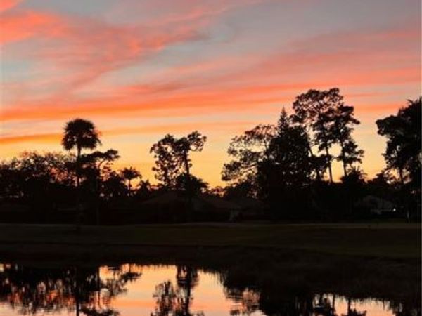 105 Cherry Hill CT, NAPLES, FL 34113