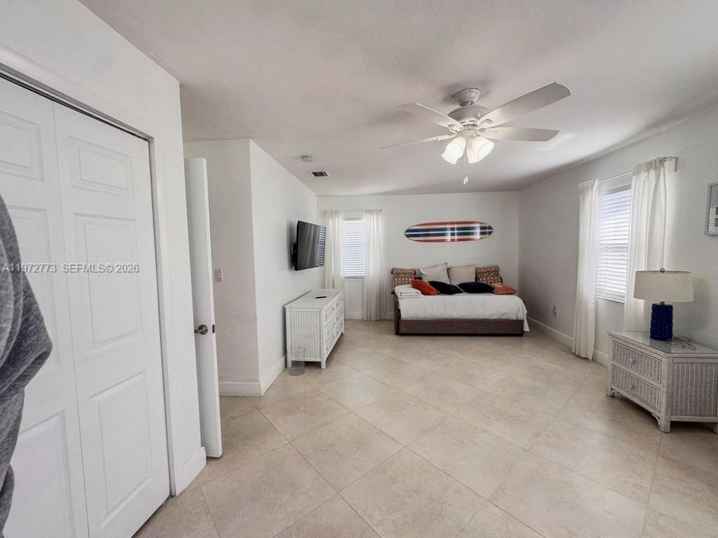 9731 Bel Aire Dr, Cutler Bay, FL 33157 Photo