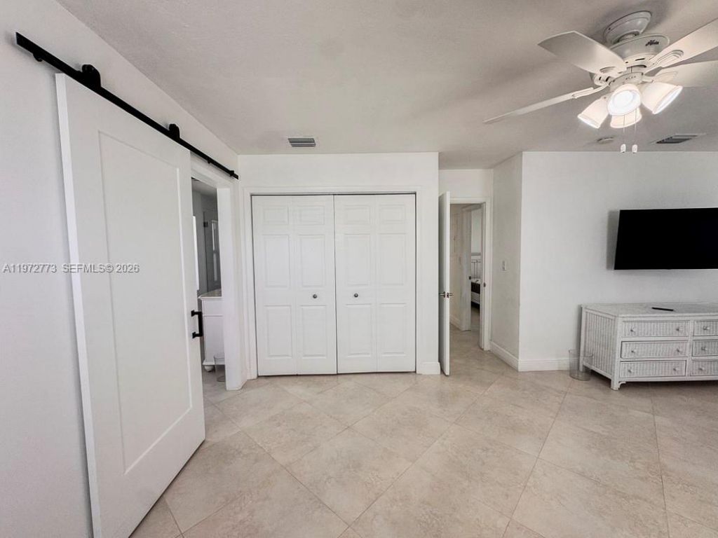 9731 Bel Aire Dr, Cutler Bay, FL 33157 Photo