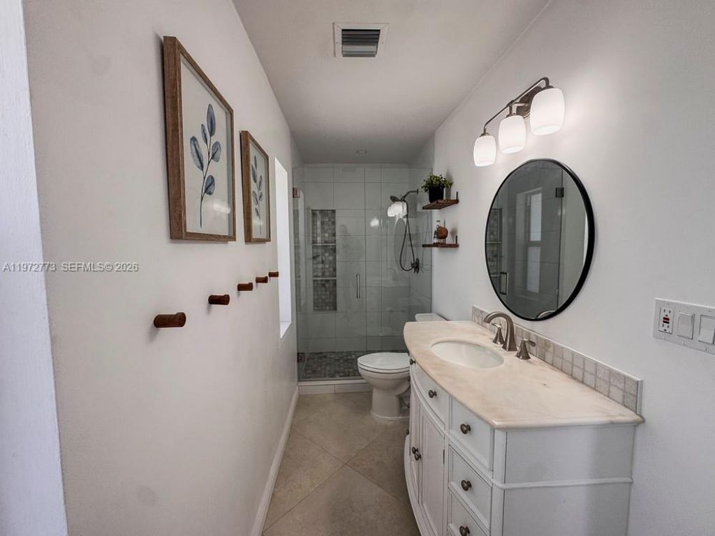 9731 Bel Aire Dr, Cutler Bay, FL 33157 Photo