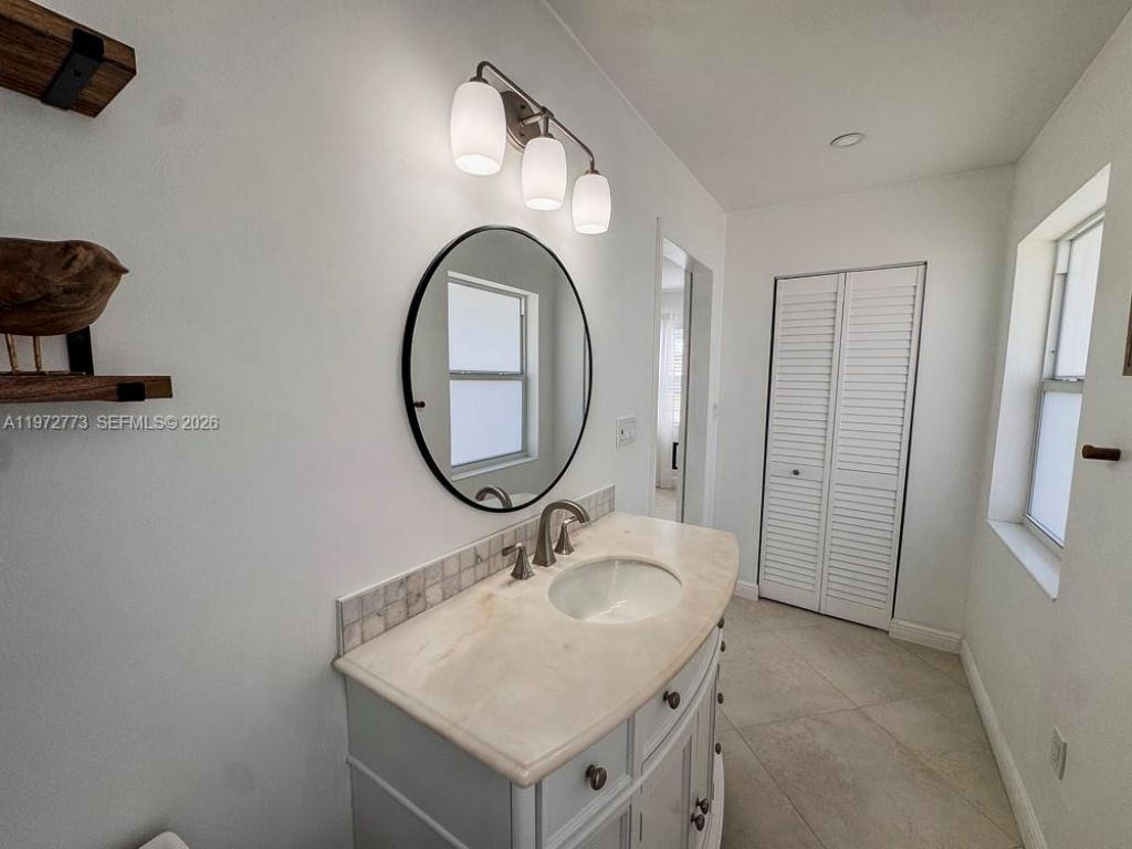 9731 Bel Aire Dr, Cutler Bay, FL 33157 Photo