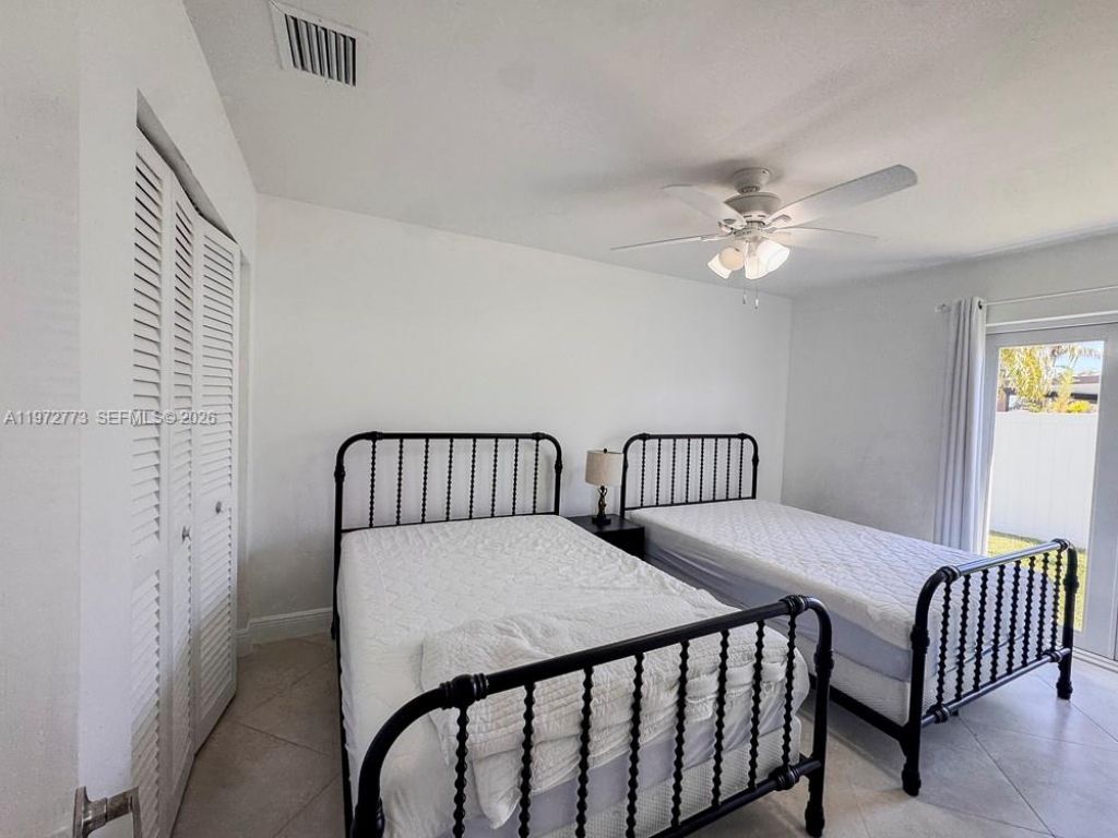 9731 Bel Aire Dr, Cutler Bay, FL 33157 Photo