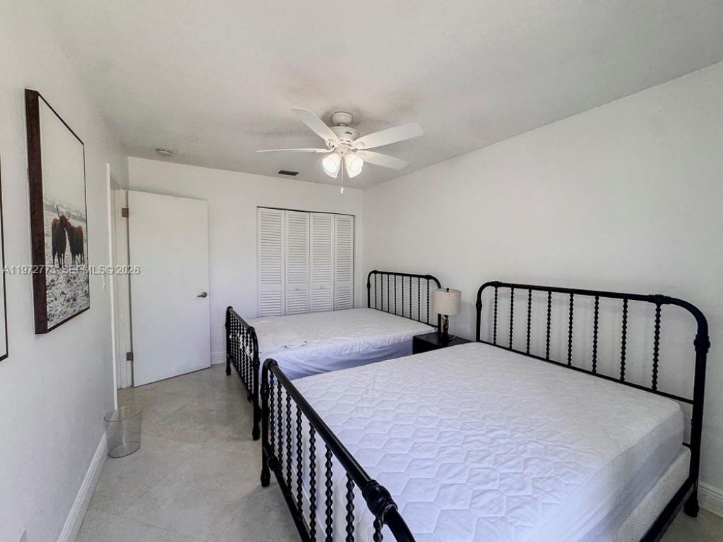 9731 Bel Aire Dr, Cutler Bay, FL 33157 Photo