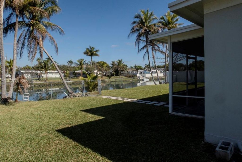 9731 Bel Aire Dr, Cutler Bay, FL 33157 Photo