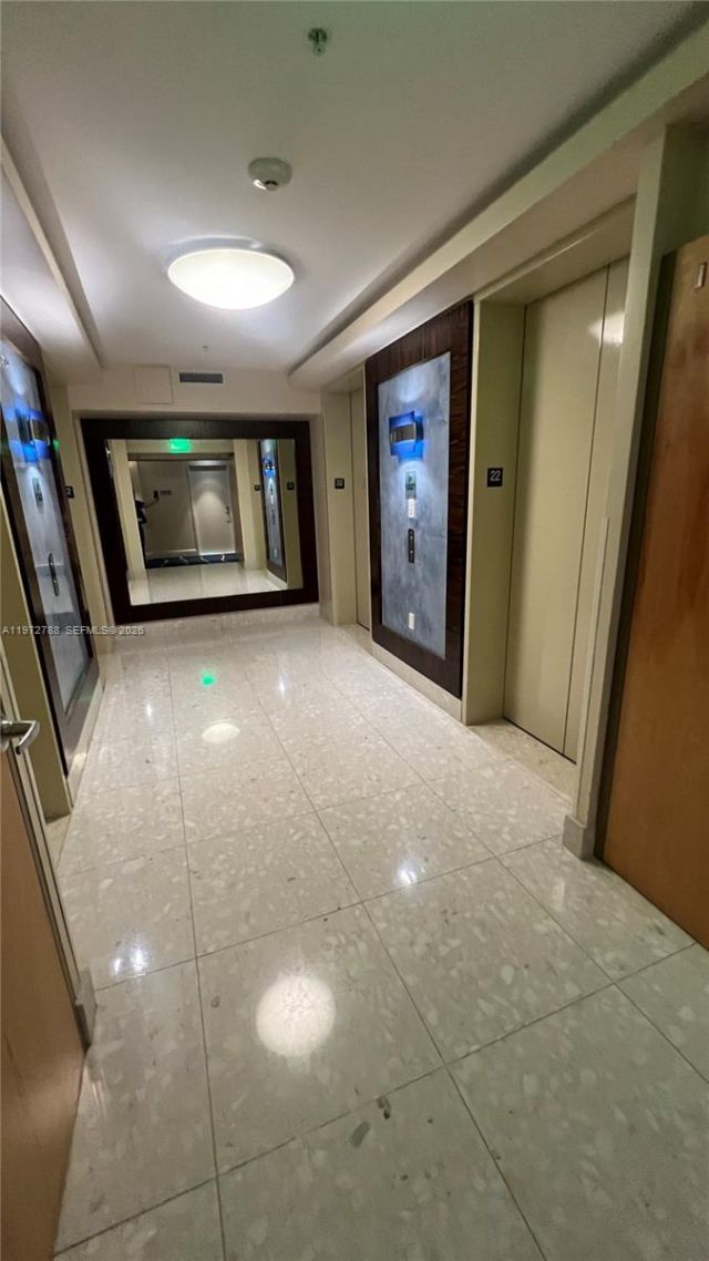 185 SW 7th St , Unit 2202, Miami, FL 33130 Photo