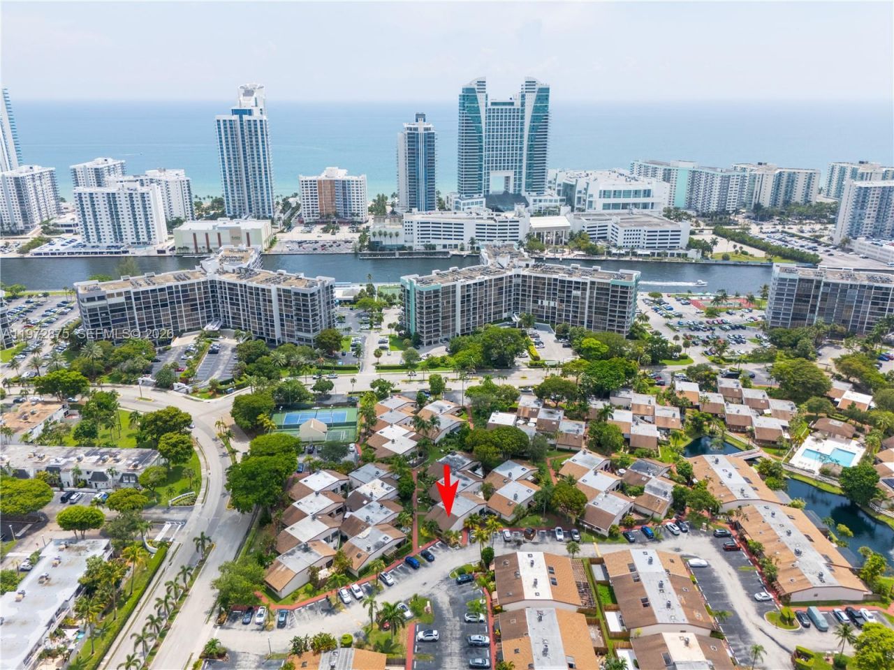 2731 S Parkview Dr , Hallandale Beach, FL 33009 Photo