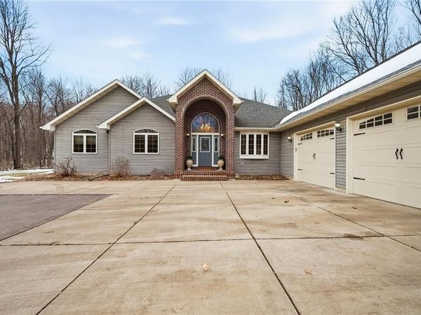 7888 Folsom Street, Eau Claire, WI 54703
