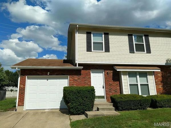 329 Spencer Place , St Peters, MO 63376