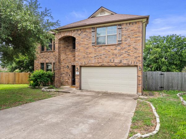 4405 Woodstock DR, Georgetown, TX 78633