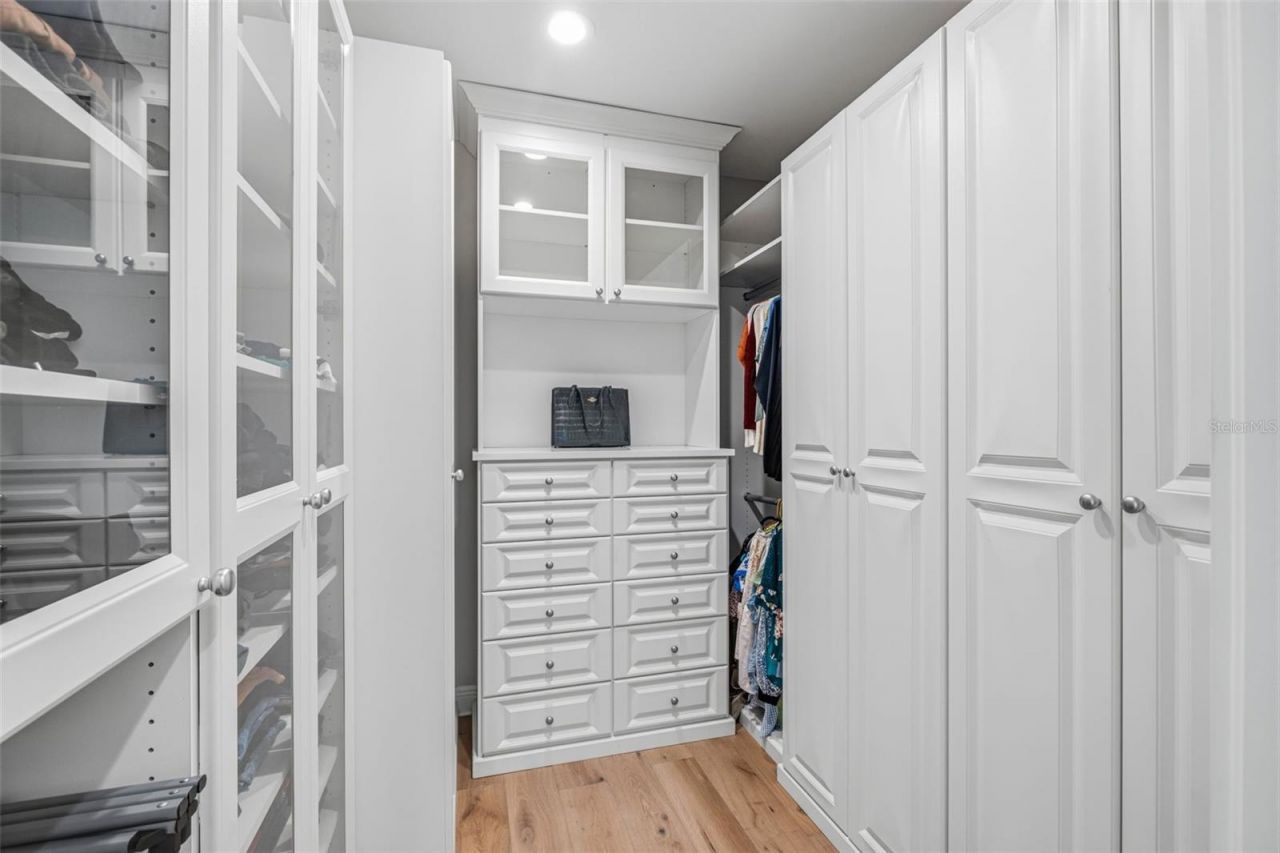 2909 W Bay Vista Avenue, Tampa, FL 33611 Photo