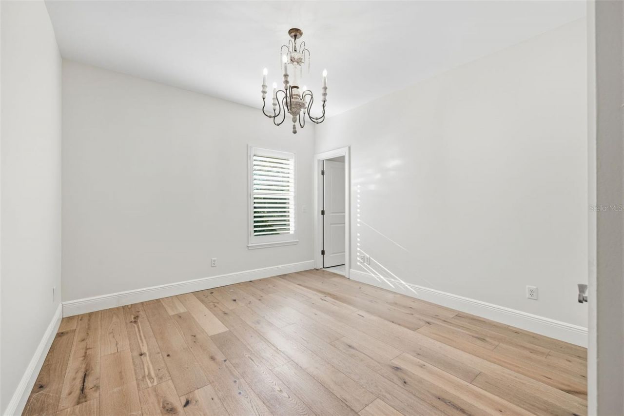 2909 W Bay Vista Avenue, Tampa, FL 33611 Photo