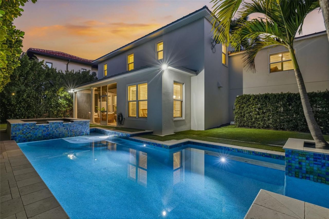 2909 W Bay Vista Avenue, Tampa, FL 33611 Photo