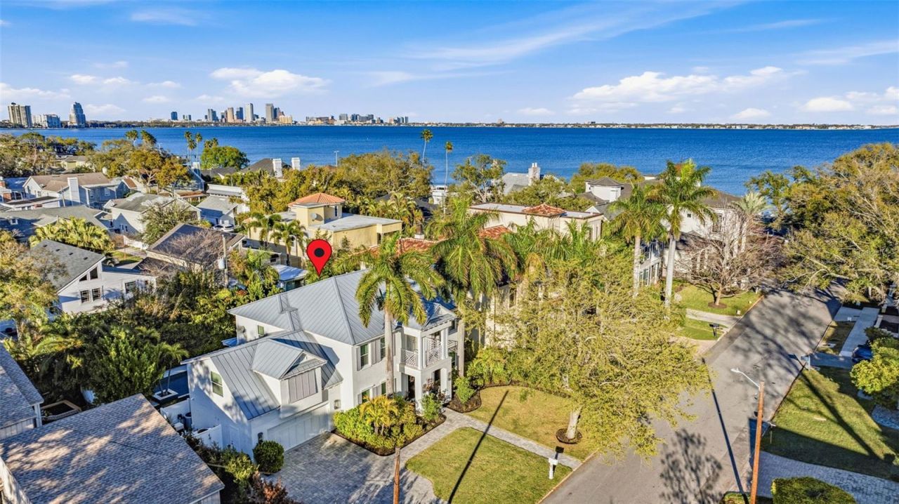 2909 W Bay Vista Avenue, Tampa, FL 33611 Photo