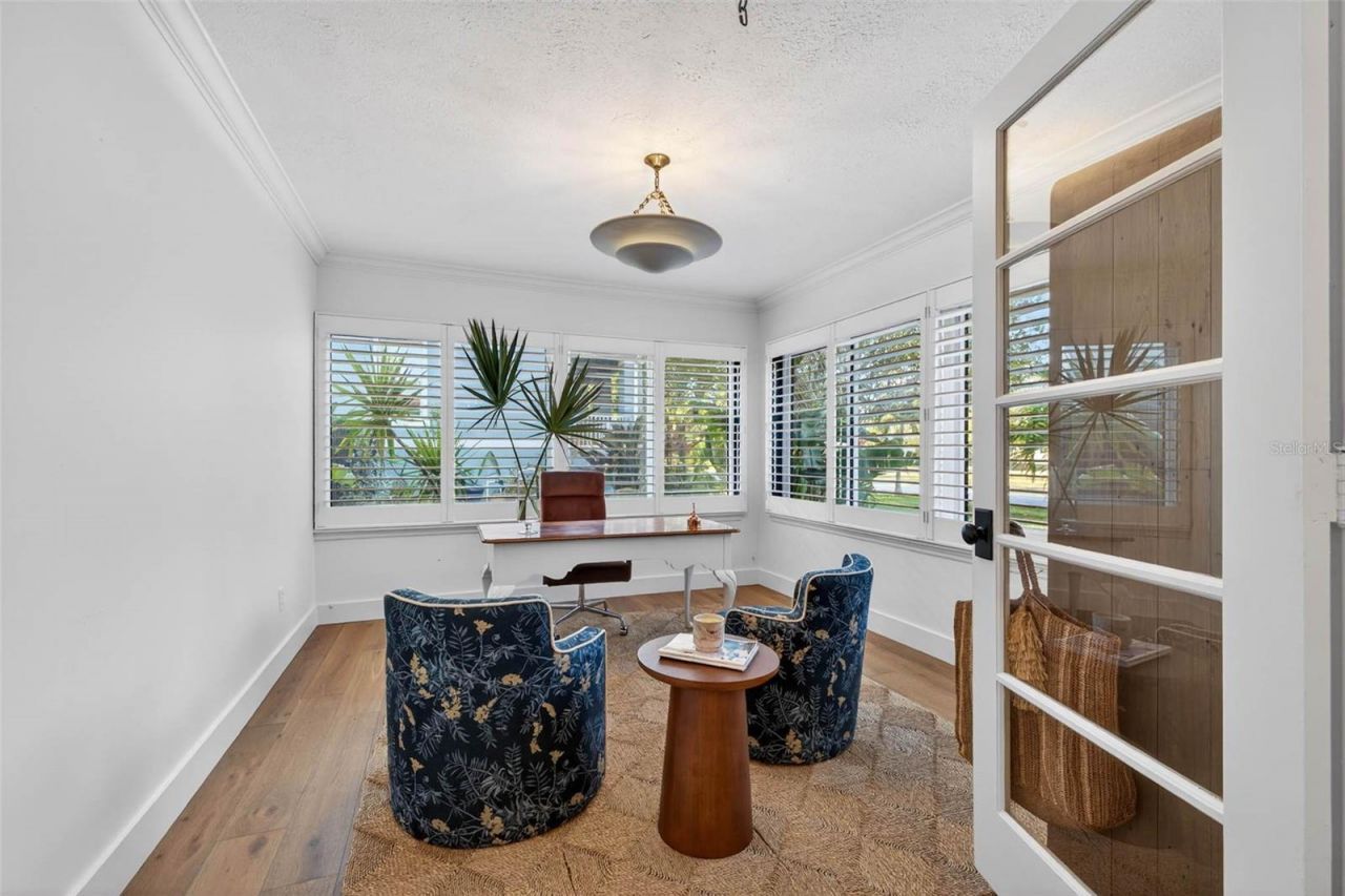 410 35th Avenue Ne, Saint Petersburg, FL 33704 Photo