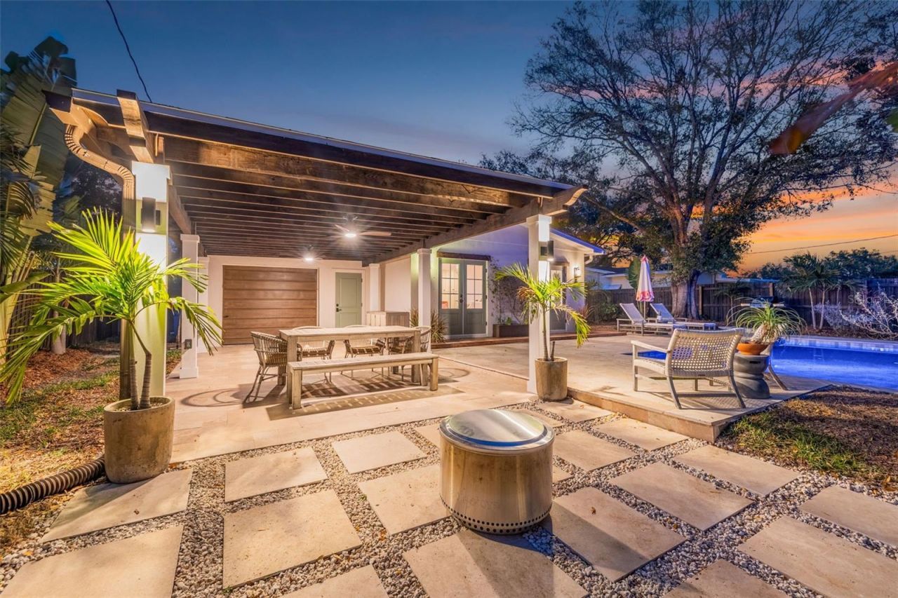 410 35th Avenue Ne, Saint Petersburg, FL 33704 Photo