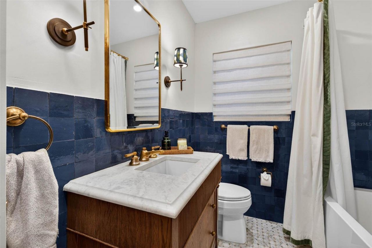 410 35th Avenue Ne, Saint Petersburg, FL 33704 Photo