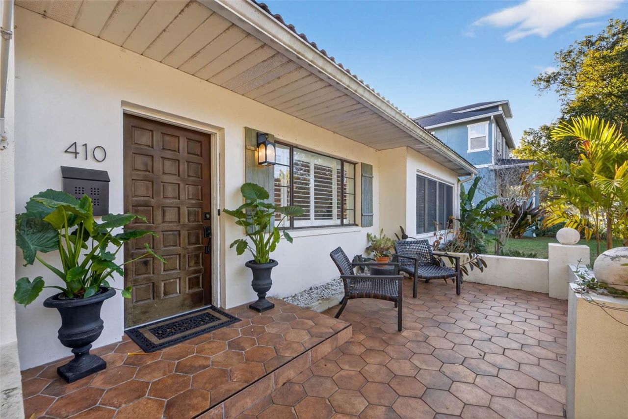 410 35th Avenue Ne, Saint Petersburg, FL 33704 Photo