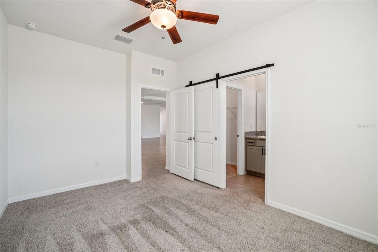 3458 Autumn Amber Dr, Spring Hill, FL 34609 Photo
