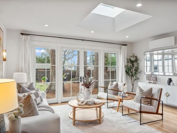 911 Vera Avenue, Redwood City, CA 94061