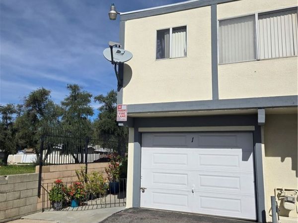 2350 osbun, Unit 1, San Bernardino, CA 92404