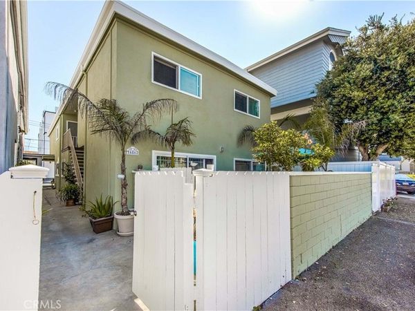 16862 12th Street, Unit 4, Sunset Beach, CA 90742