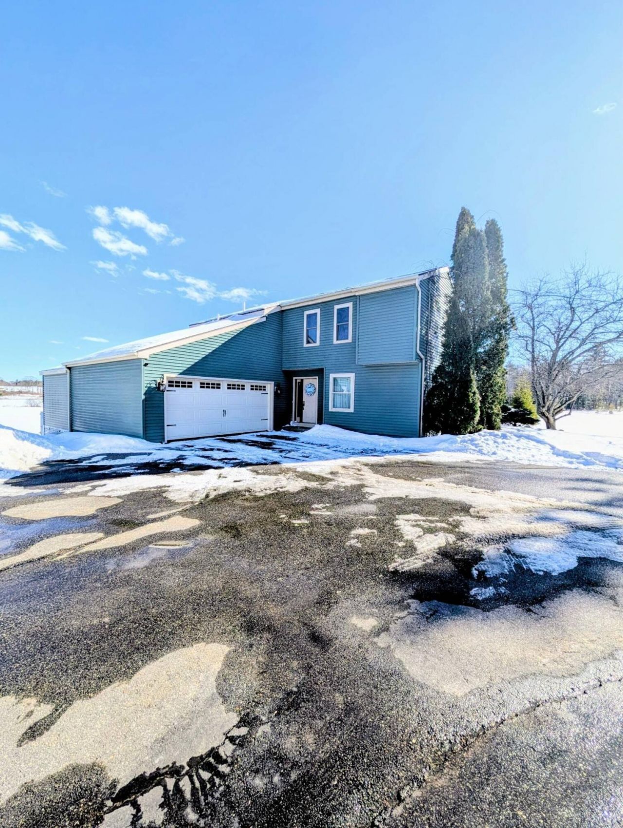 164 Hotel Road, Auburn, ME 04210 Main Photo