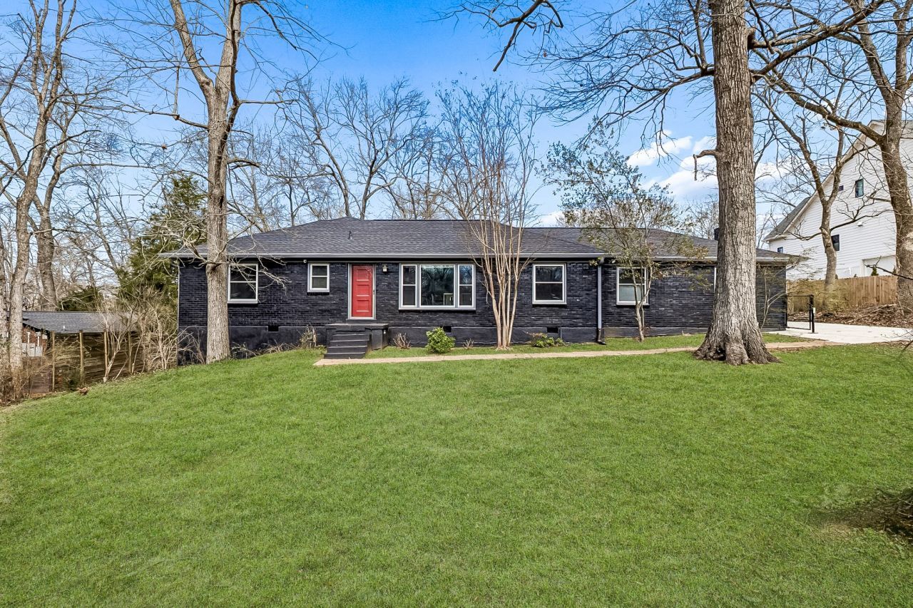 624 Georgetown Dr, Nashville, TN 37205 Main Photo