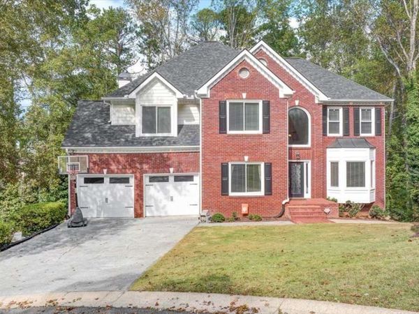 1364 Fallsbrook Way NW, Acworth, GA 30101