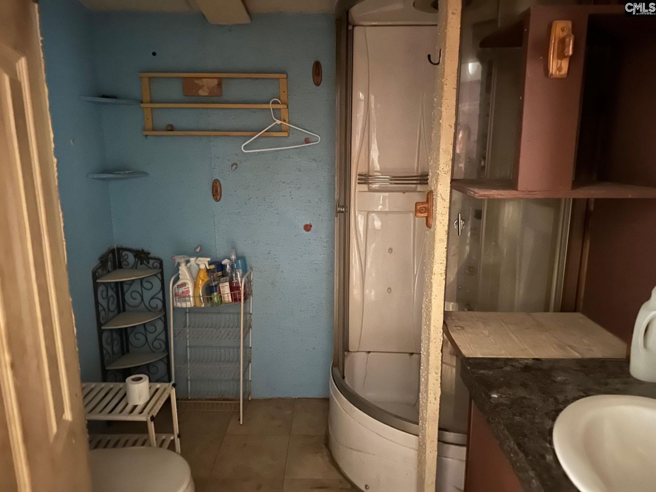 476 Calmont Drive  Photo 6