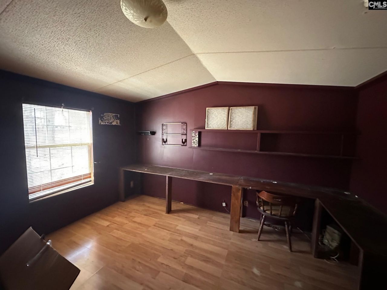 476 Calmont Drive  Photo 7