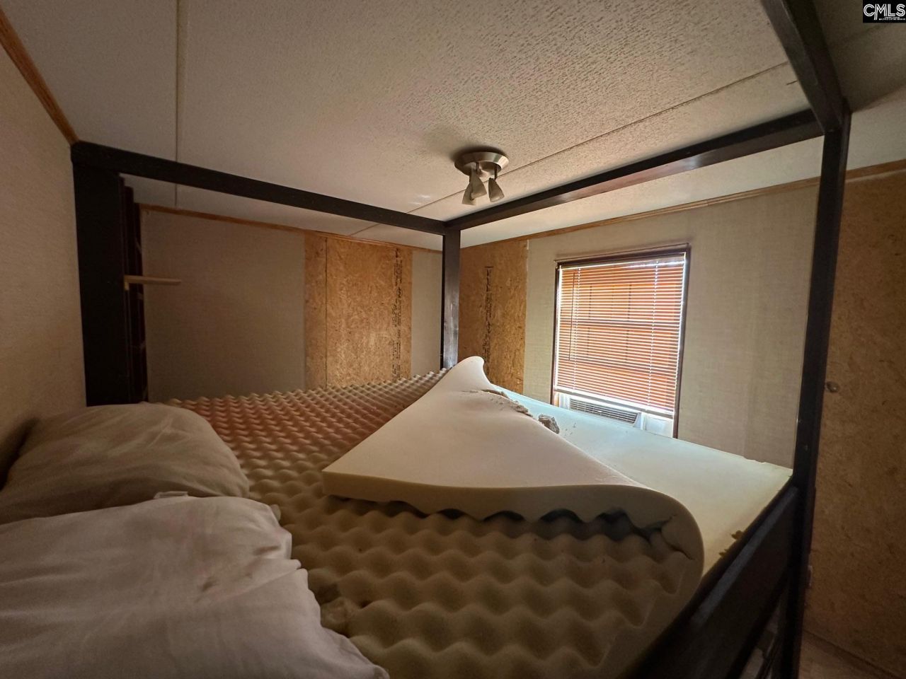 476 Calmont Drive  Photo 9