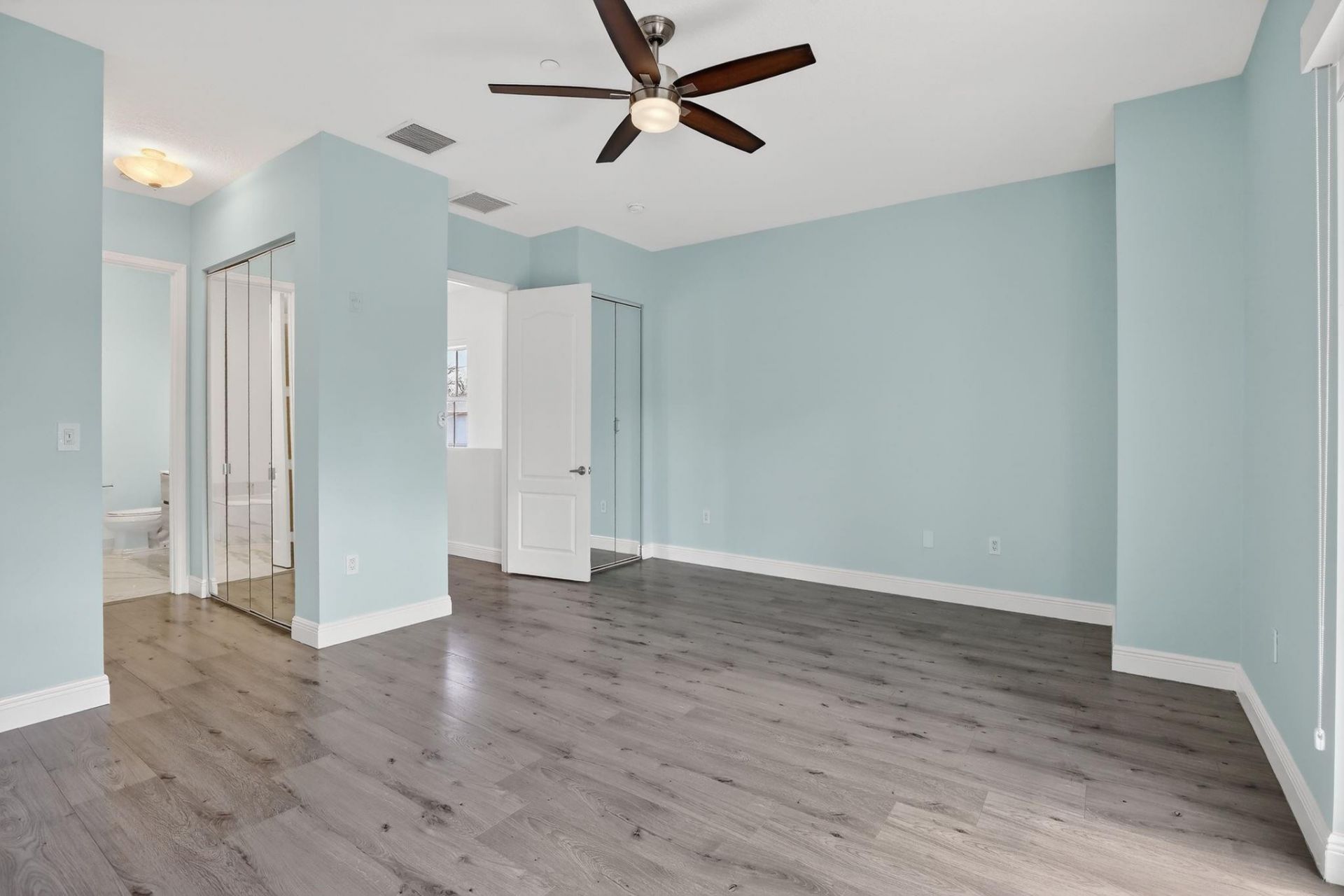 1301 SW 4th Street, Unit 1301, Fort Lauderdale, FL 33312 Photo