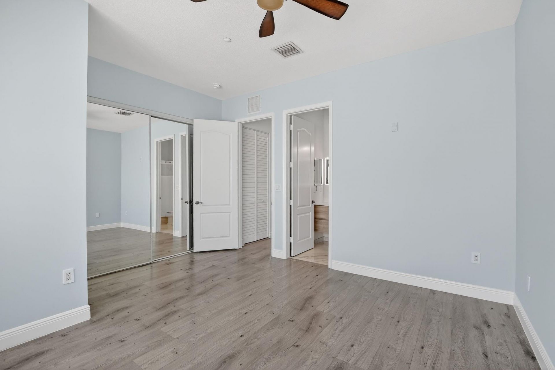 1301 SW 4th Street, Unit 1301, Fort Lauderdale, FL 33312 Photo