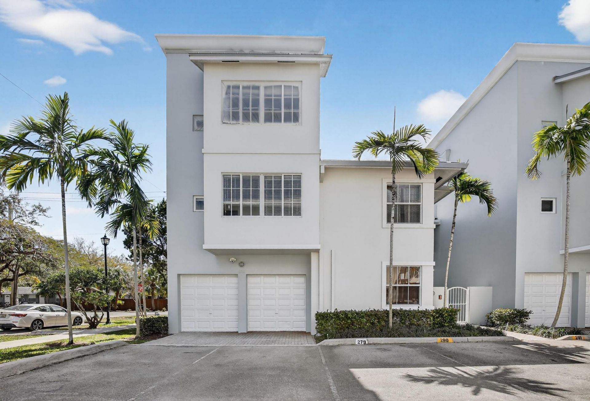 1301 SW 4th Street, Unit 1301, Fort Lauderdale, FL 33312 Photo