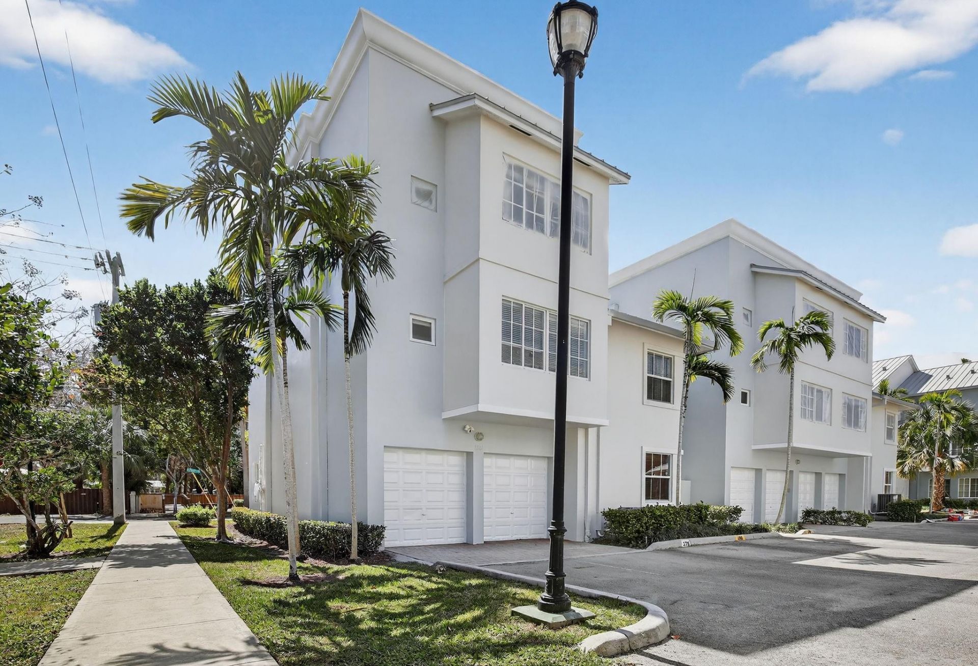 1301 SW 4th Street, Unit 1301, Fort Lauderdale, FL 33312 Photo