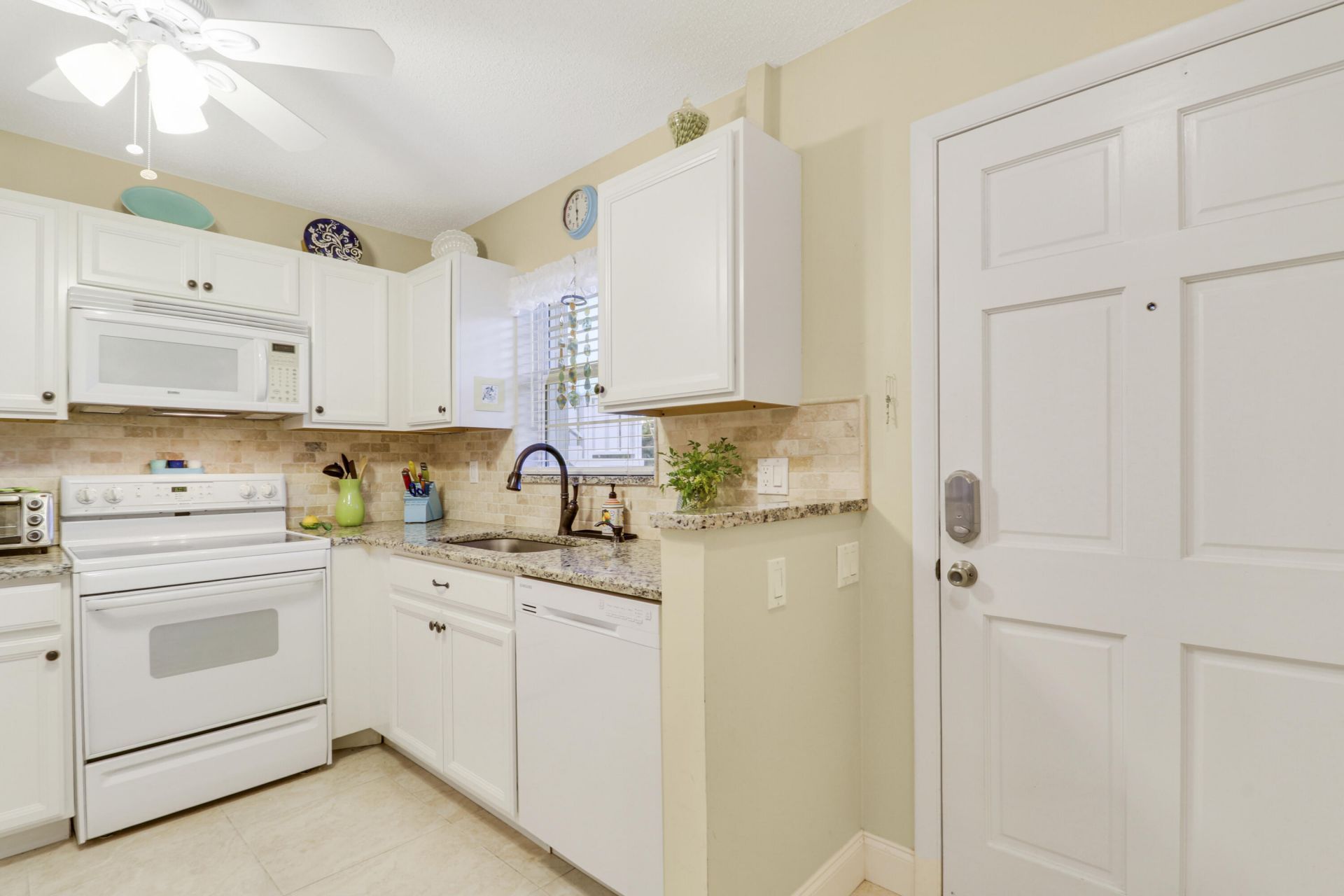 2929 SE Ocean Boulevard, Unit 112-2, Stuart, FL 34996 Photo