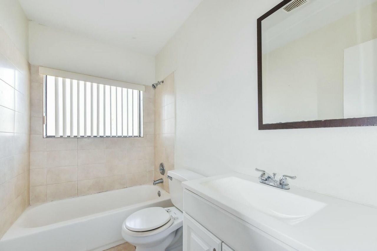 10936 Royal Palm Boulevard, Coral Springs, FL 33065 Photo