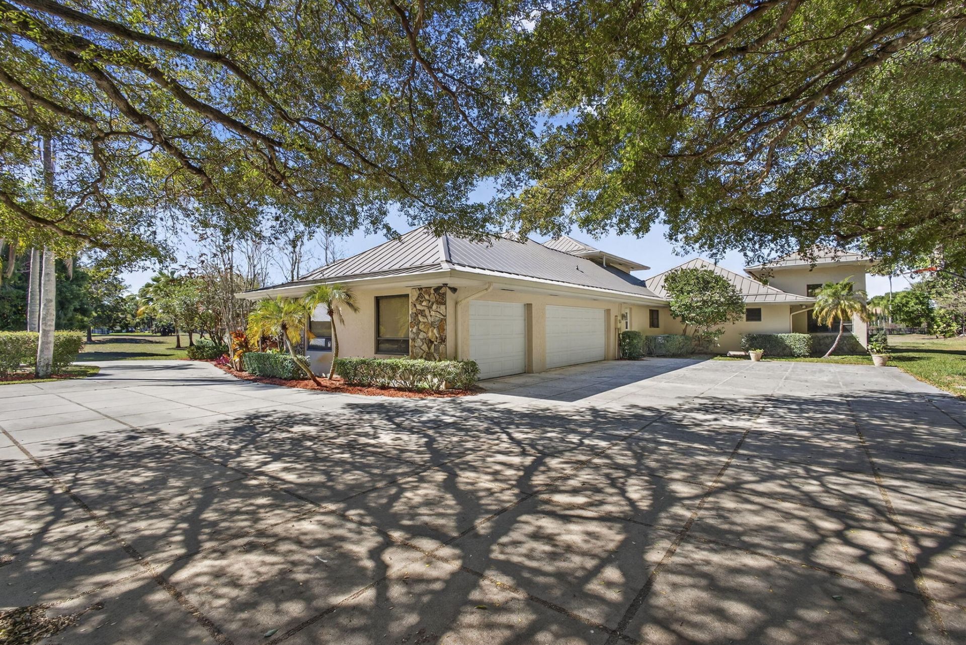 5564 Whirlaway Road, Palm Beach Gardens, FL 33418 Photo