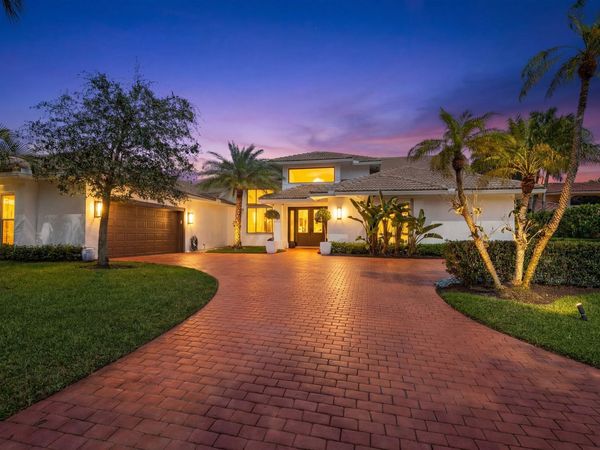 11139 Isle Brook Court, Wellington, FL 33414