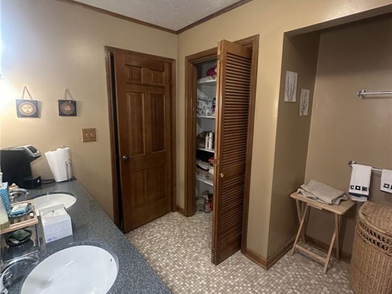 2695 Ash Meadows Boulevard, Zanesville, OH 43701 Photo 24