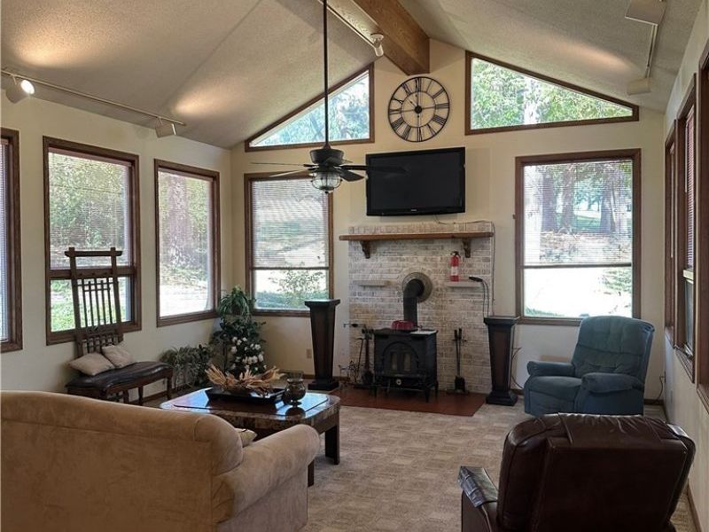 2695 Ash Meadows Boulevard, Zanesville, OH 43701 Photo 9