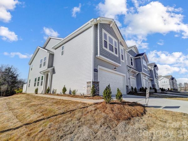 6106 Vasey Street, Charlotte, NC 28269