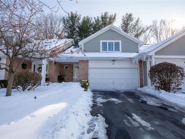 47 Running Brook Lane, Rochester, NY 14626