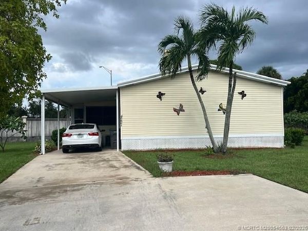 4221 72nd Street N, West Palm Beach, FL 33404