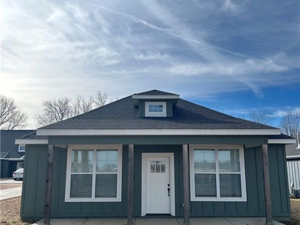 1331 W Deane Street , Unit 2, Fayetteville, AR 72703