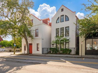 241 E Bay Street, Charleston, SC 29401
