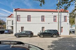 241 E Bay Street photo 4