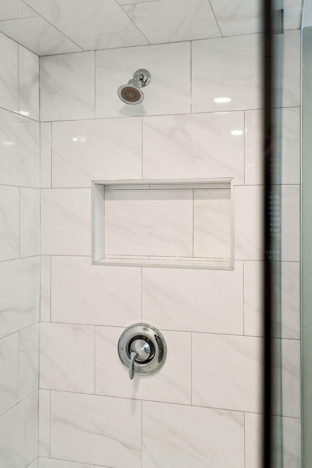 241 E Bay Street Photo 40